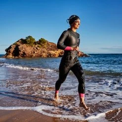 Zone 3 Zone3 - Valour Wetsuit - Womens - Ex-Rental One Hire -mytriathlon shop Womens Valour 4 12426.1662652255