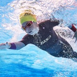 Zone 3 Zone3 - Adventure Wetsuit - Children's -mytriathlon shop Zone3 Wetsuit Adventure Kids Lifestyle 05 32602.1660731464