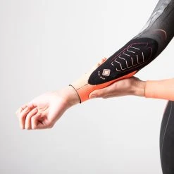 Zone 3 Zone3 - Vanquish Wetsuit - Women's -mytriathlon shop Zone3 Wetsuits Vanquish Womens Close Up 10 15988.1663861886