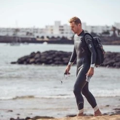 Zone 3 Zone3 - Men's Agile Wetsuit - Black/Silver/Gunmetal - 2023 - Ex-Rental 1 Hire -mytriathlon shop Zone3 wetsuits Nov2020 JamesMitchell 2288 32157.1666019412